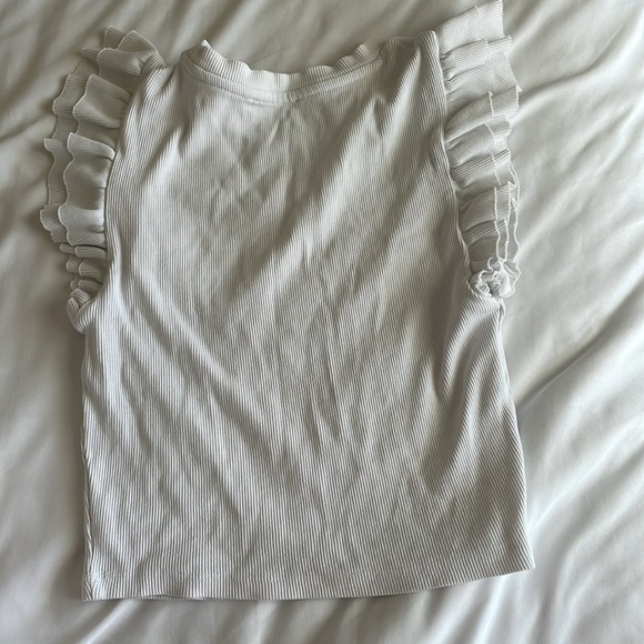 Zara ruffle sleeve shirt - Picture 2 of 2